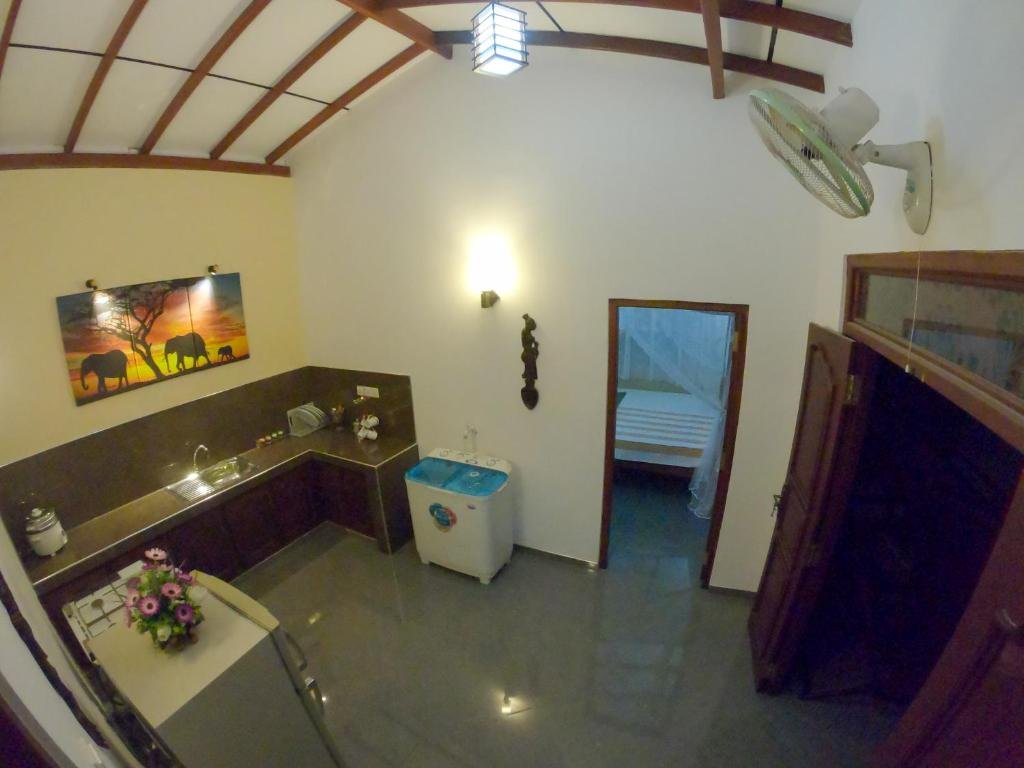 girilena guest house