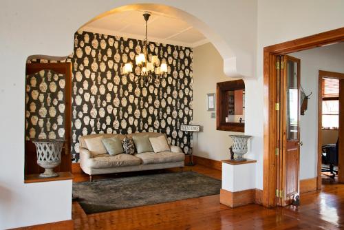 first avenue guesthouse