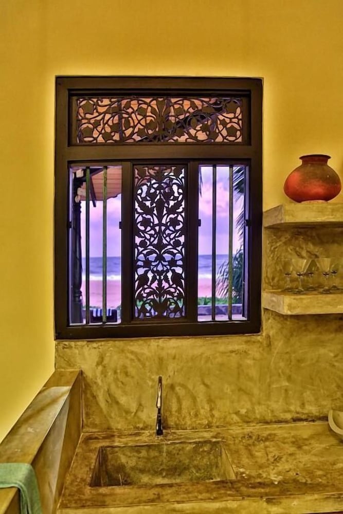 blue parrot beach villa