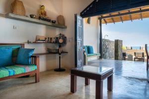 blue parrot beach villa