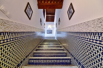 fes