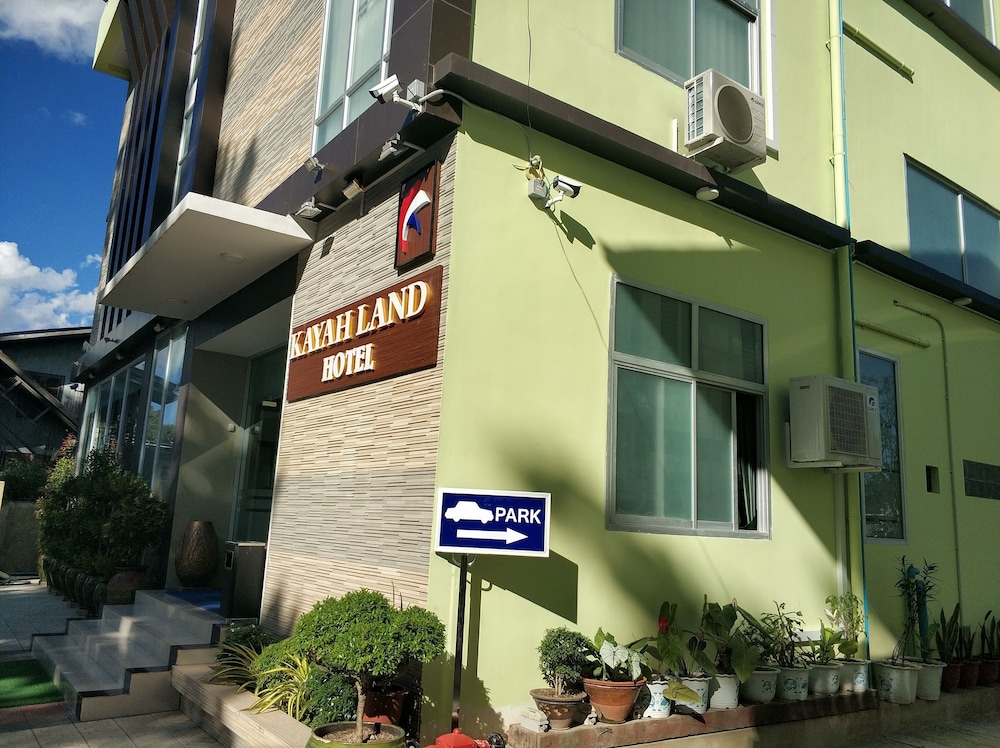 kayah land hotel