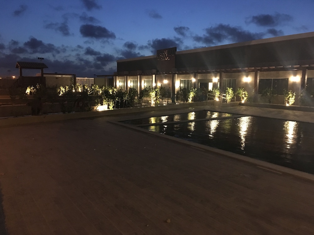 tropical mar hotel