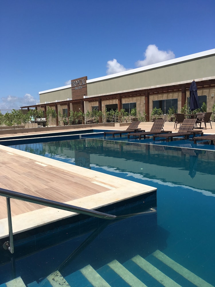 tropical mar hotel