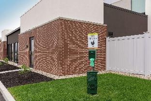 home2 suites by hilton indianapolis airport