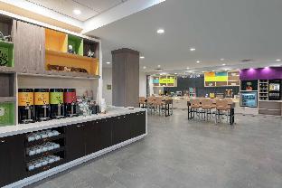 home2 suites by hilton indianapolis airport