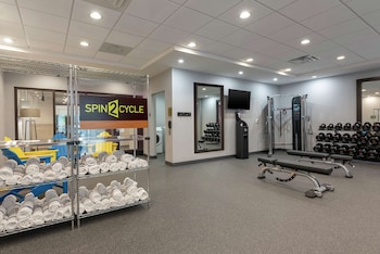 home2 suites by hilton indianapolis airport