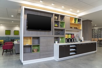 home2 suites by hilton indianapolis airport