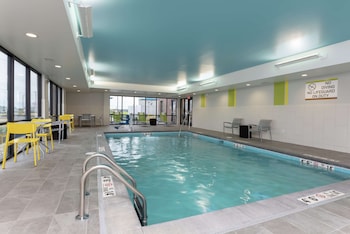 home2 suites by hilton indianapolis airport