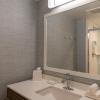home2 suites by hilton indianapolis airport