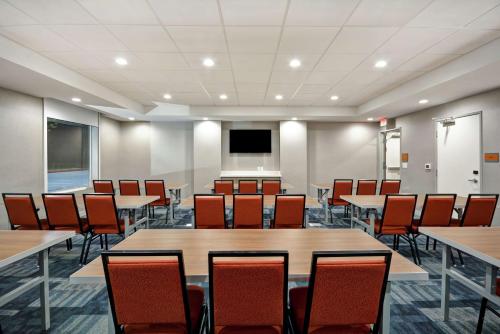 home2 suites by hilton houston westchase