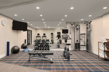 Hotel Indigo Winston-Salem Downtown, An Ihg Hotel,Winston-Salem>>Winston - Salem,3.5 star