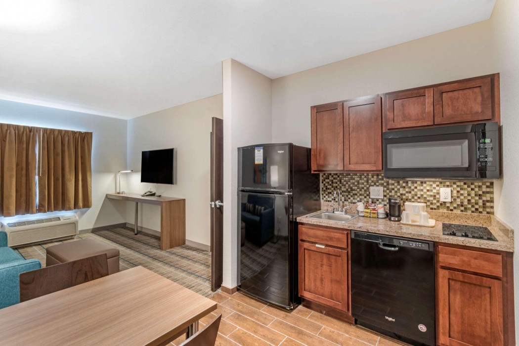 mainstay suites denver international airport
