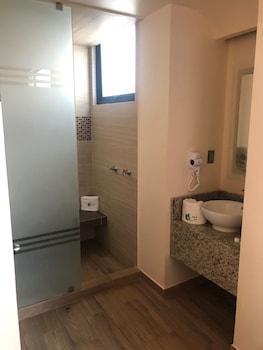 hotel jard inn adults only