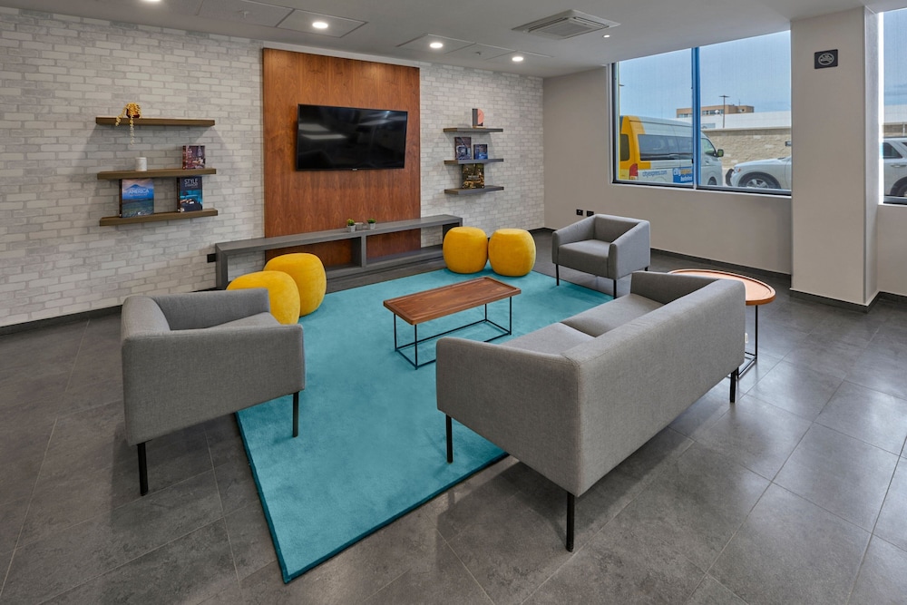 city express by marriott ensenada