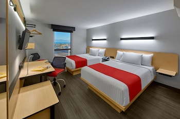 city express by marriott ensenada
