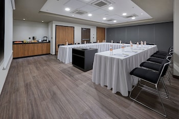 city express by marriott ensenada