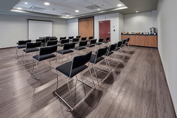 city express by marriott ensenada