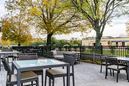 courtyard by marriott west springfield