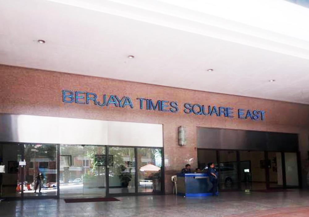 comfort service apartment at times square kl