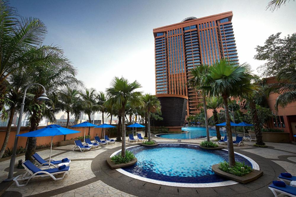 comfort service apartment at times square kl