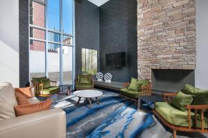 Fairfield Inn & Suites By Marriott Pittsburgh Downtown,Green Tree>>Allegheny County,2.5 star