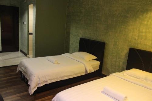 kris lodge hotel