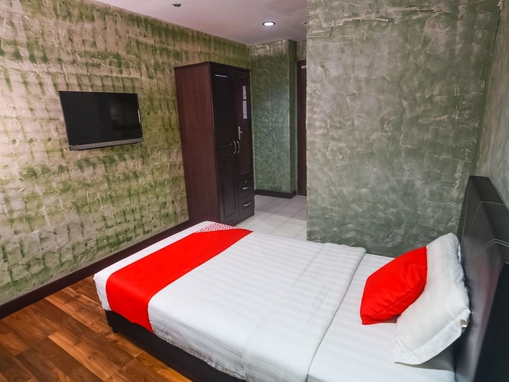 kris lodge hotel
