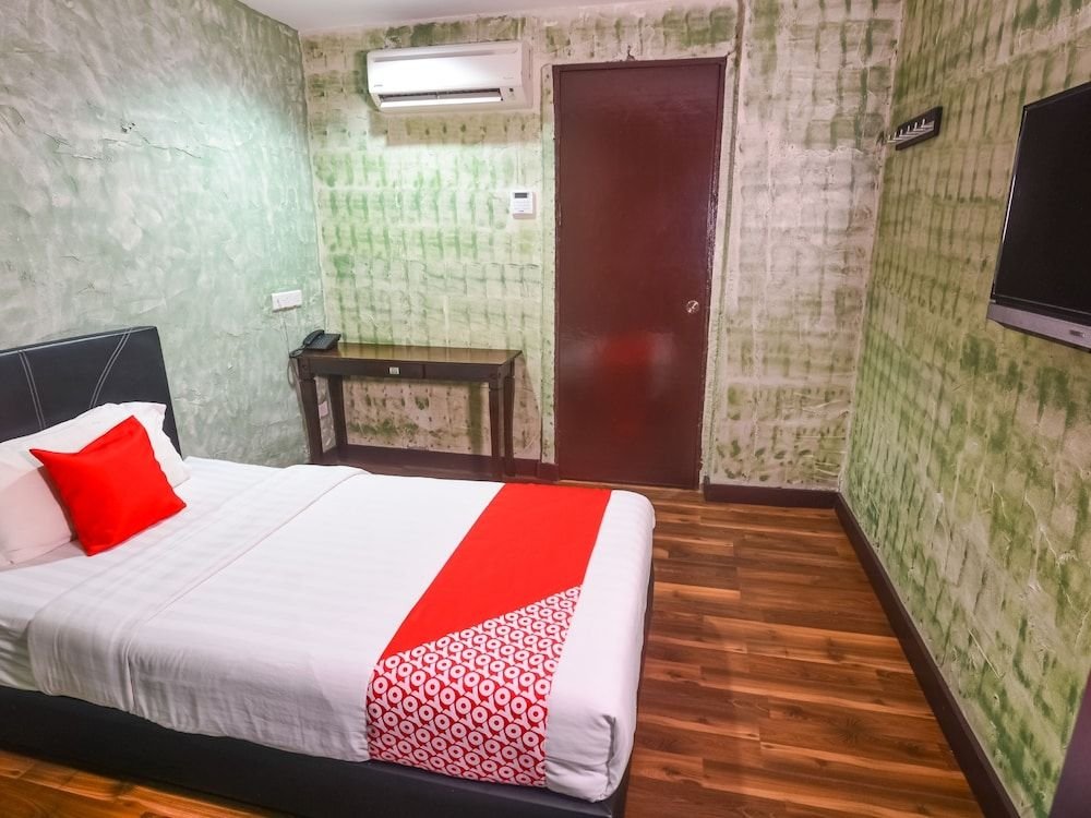 kris lodge hotel
