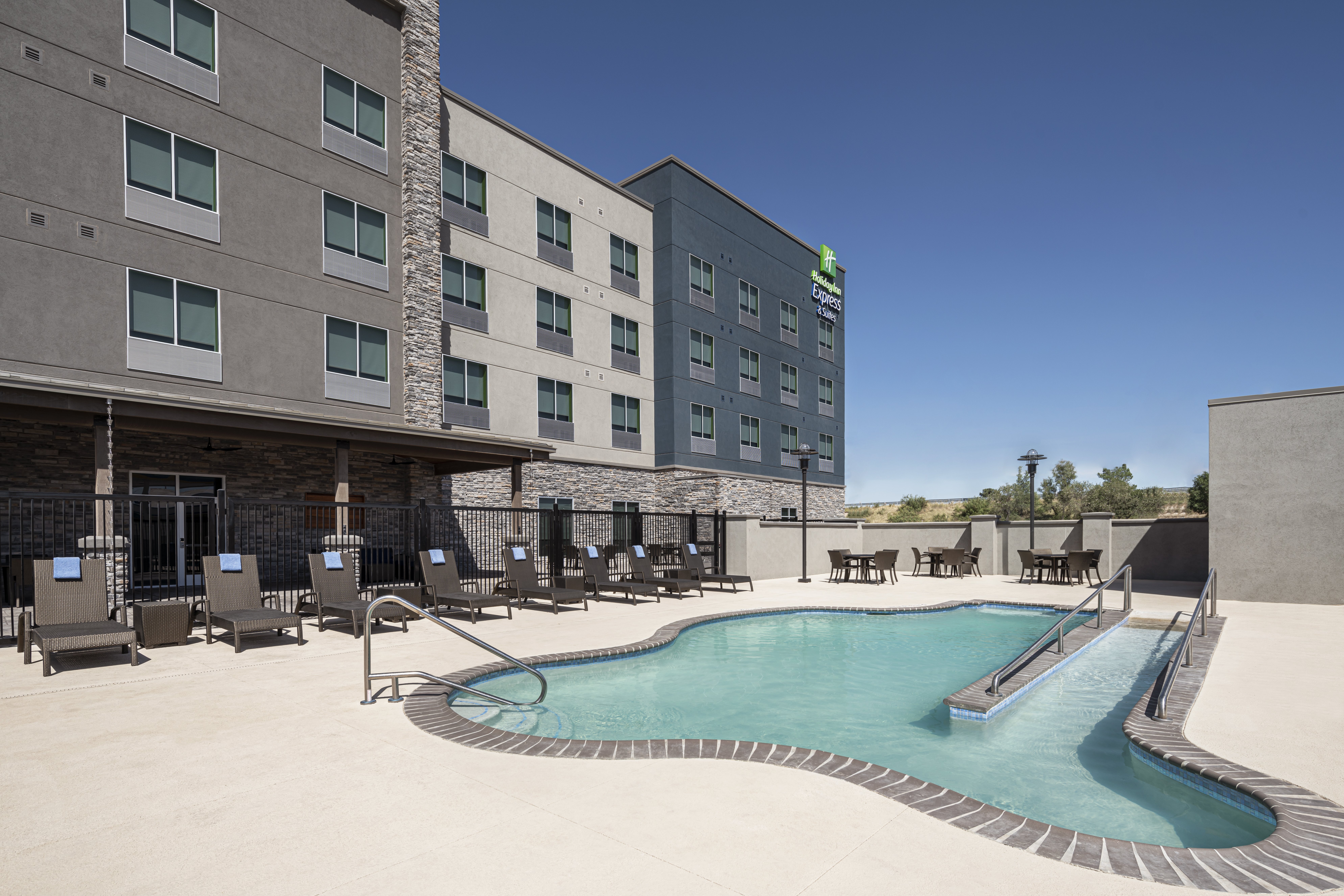 holiday inn express and suites odessa i 20 an ihg hotel