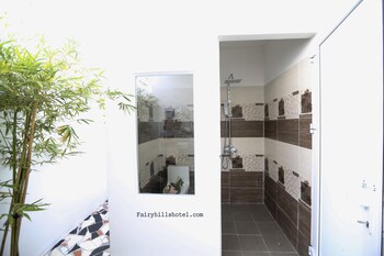 Suoi Tien Hills Hotel,Mui Ne>>Binh Thuan Province,3 star