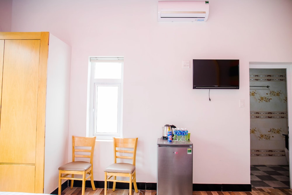 suoi tien hills hotel