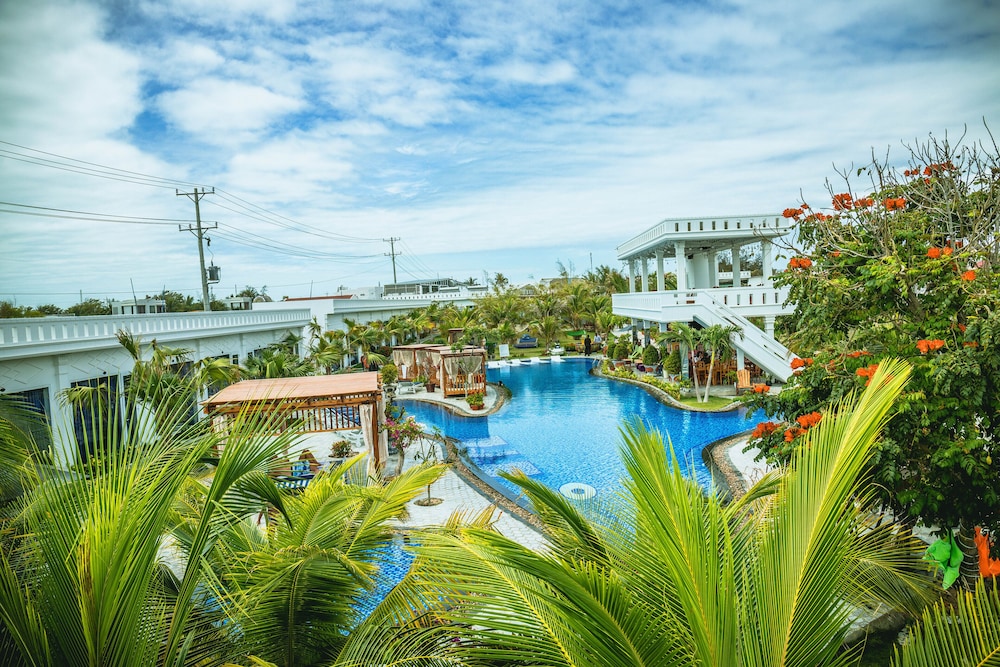 suoi tien hills hotel