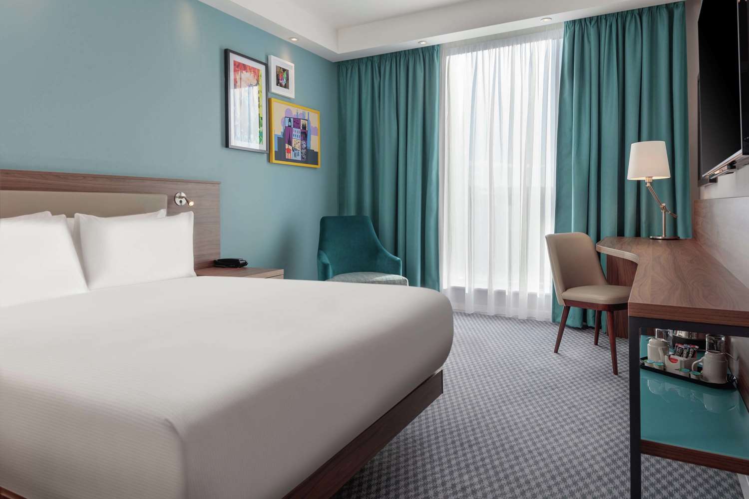 hampton by hilton edinburgh airport