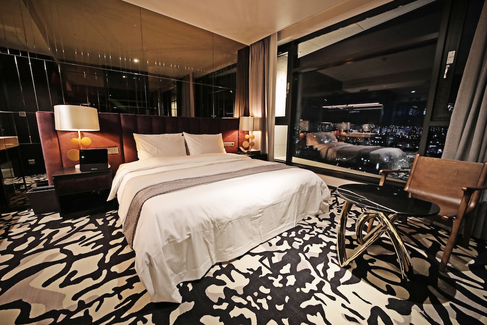 best louis hamilton hotel gwang an