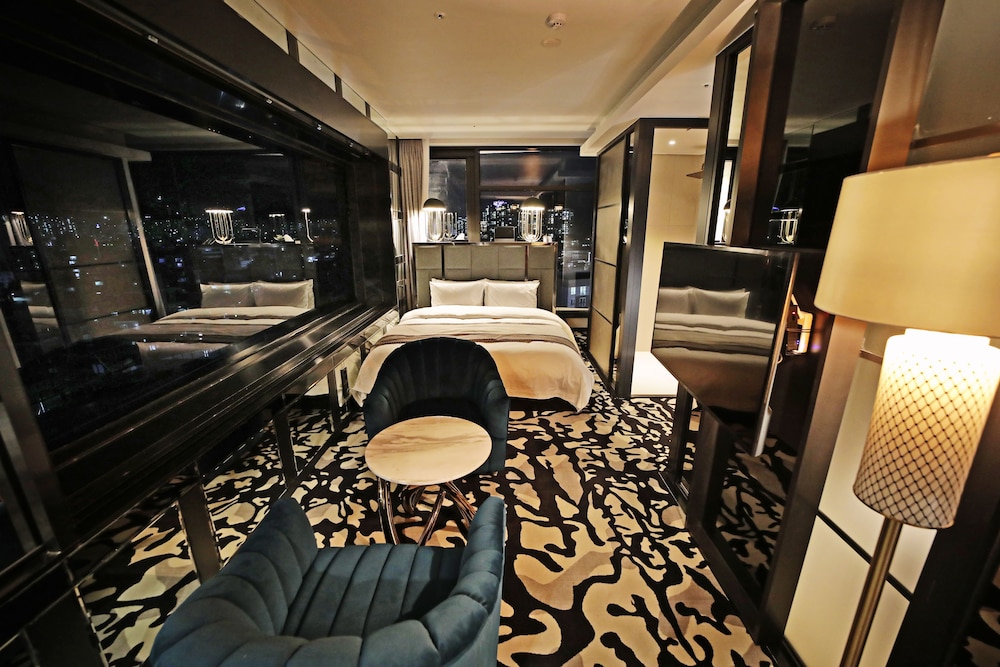 best louis hamilton hotel gwang an