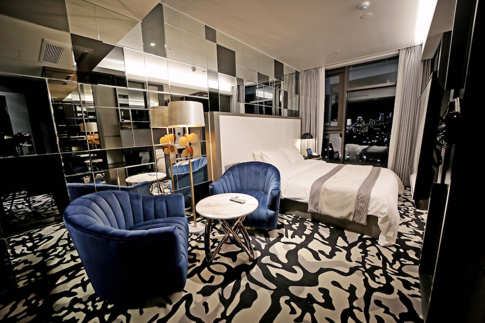 best louis hamilton hotel gwang an