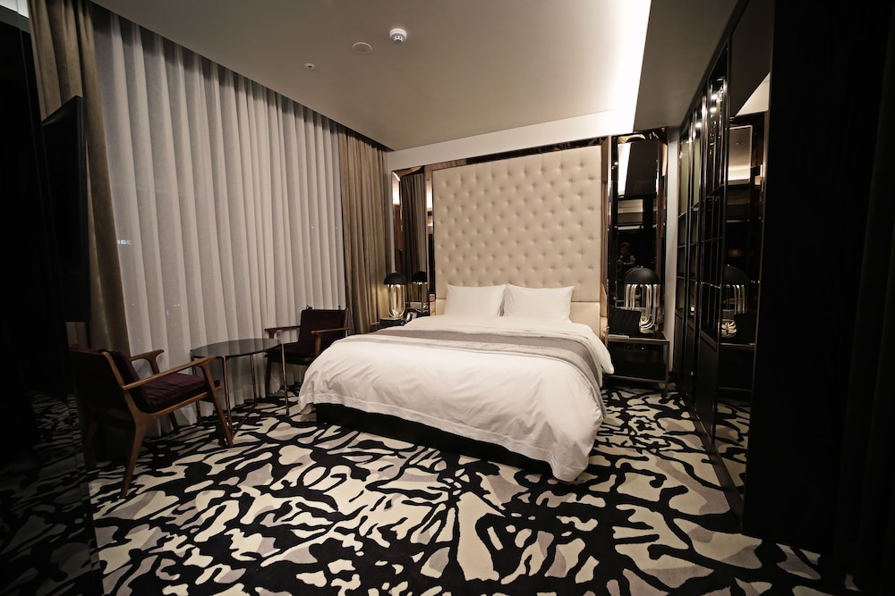 best louis hamilton hotel gwang an