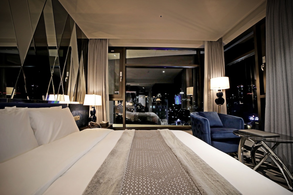 best louis hamilton hotel gwang an
