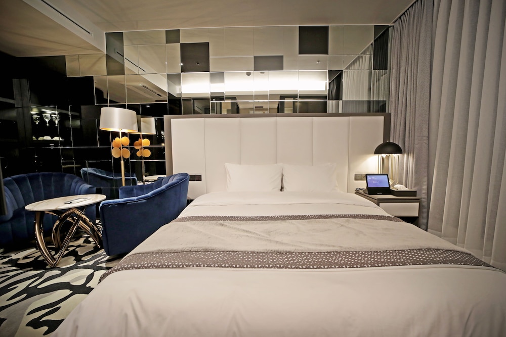 best louis hamilton hotel gwang an
