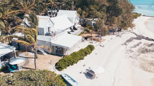 astroea beach hotel