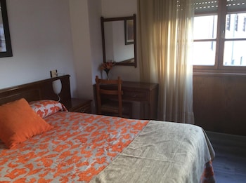hotel la bilbaina de vegadeo