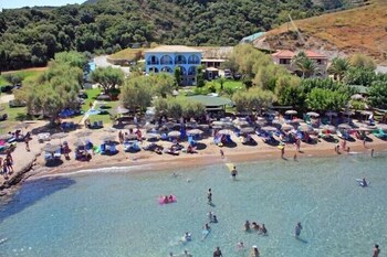 fiore beach studios
