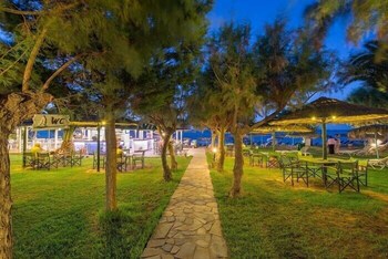 fiore beach studios