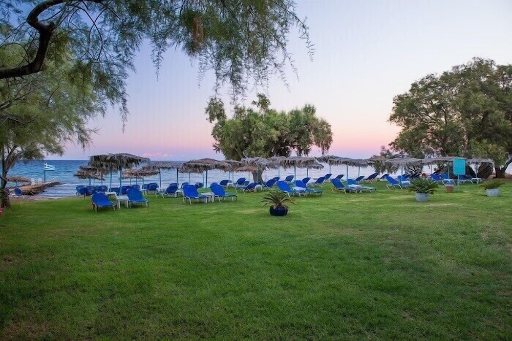 fiore beach studios