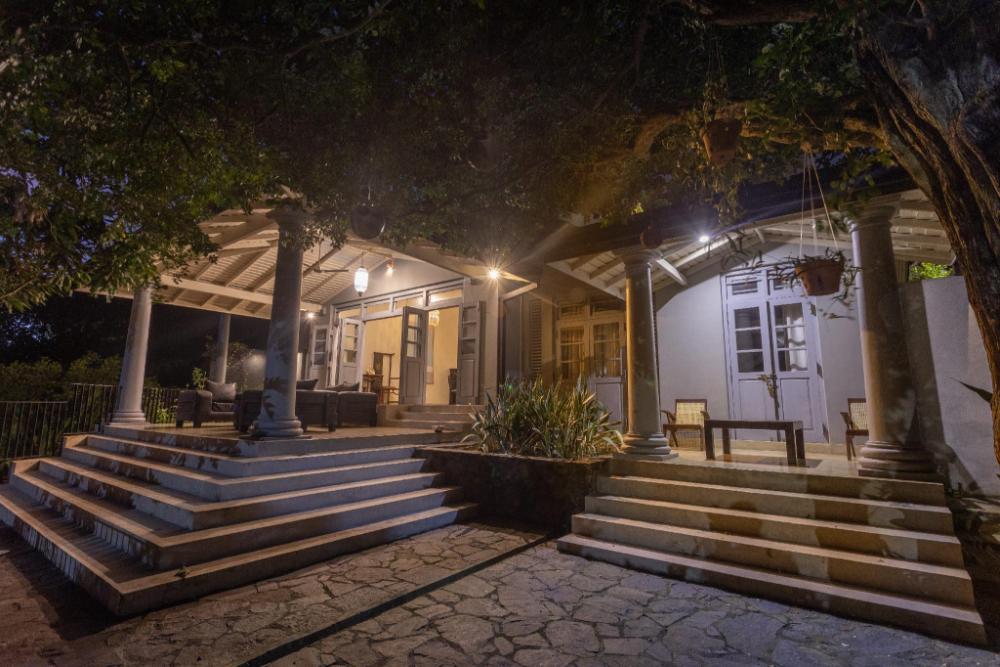 hibiscus villa and cottages