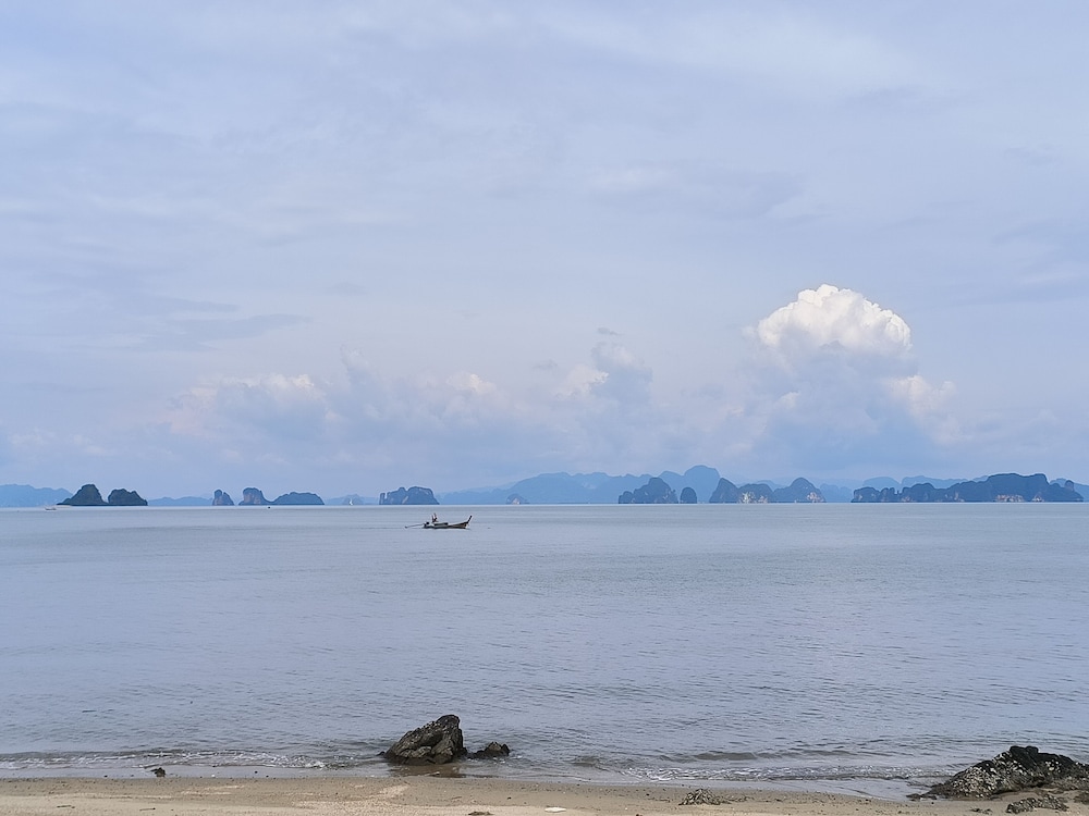 sunrise beach koh yao resort