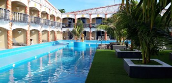 roman empire panglao boutique hotel