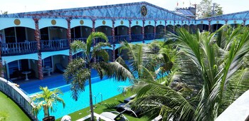 roman empire panglao boutique hotel