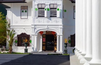 sound gallery house hostel